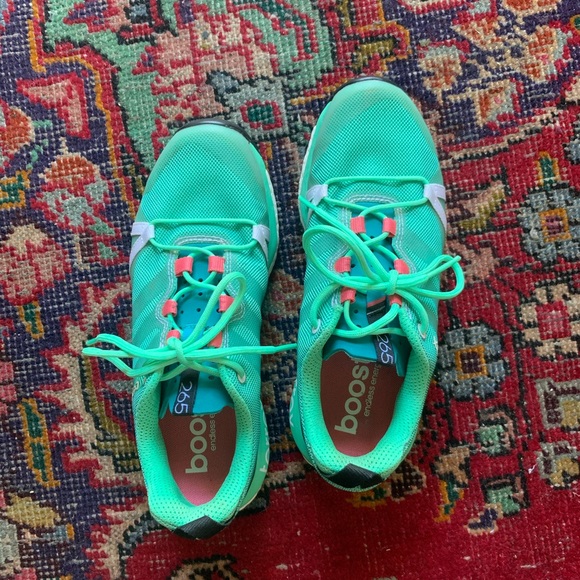 Adidas boost trail running shoes - Picture 2 of 4